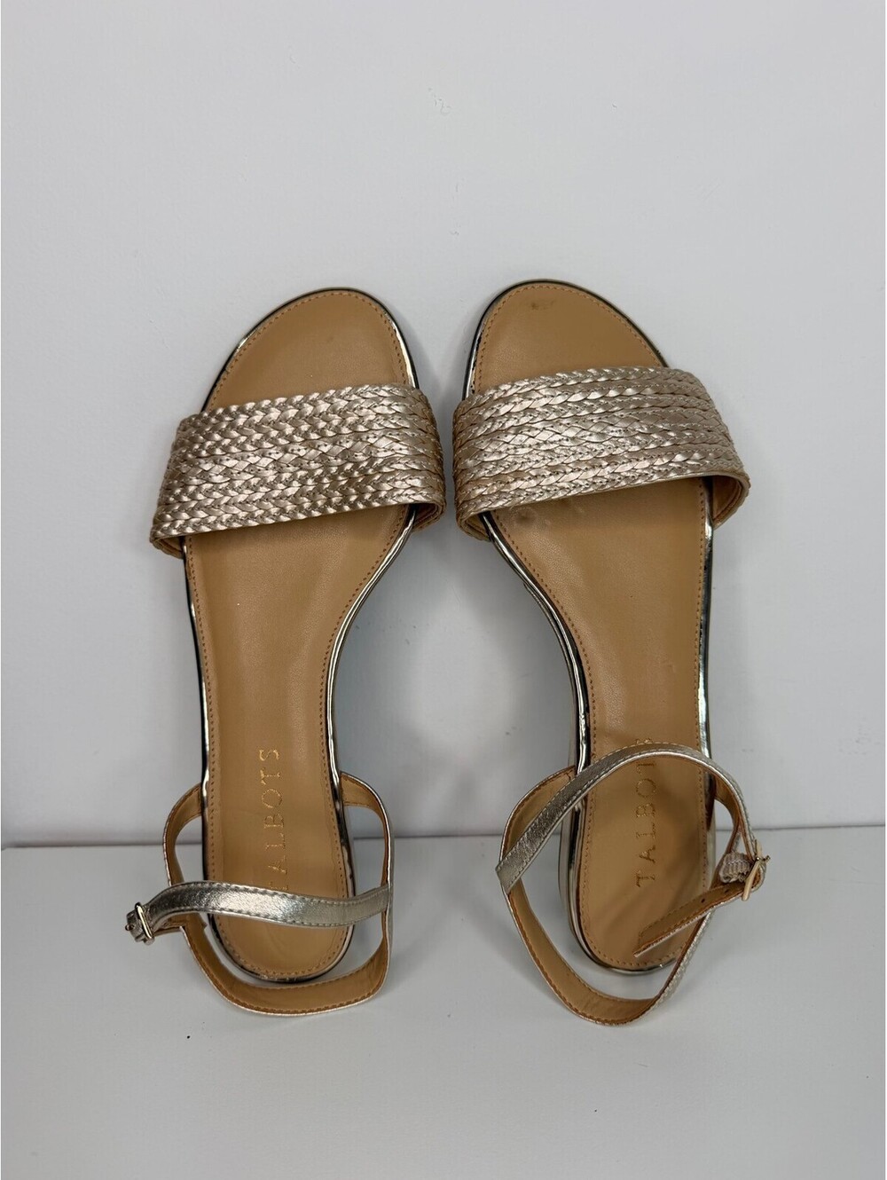 Talbots gold woven leather flat sandals size 7